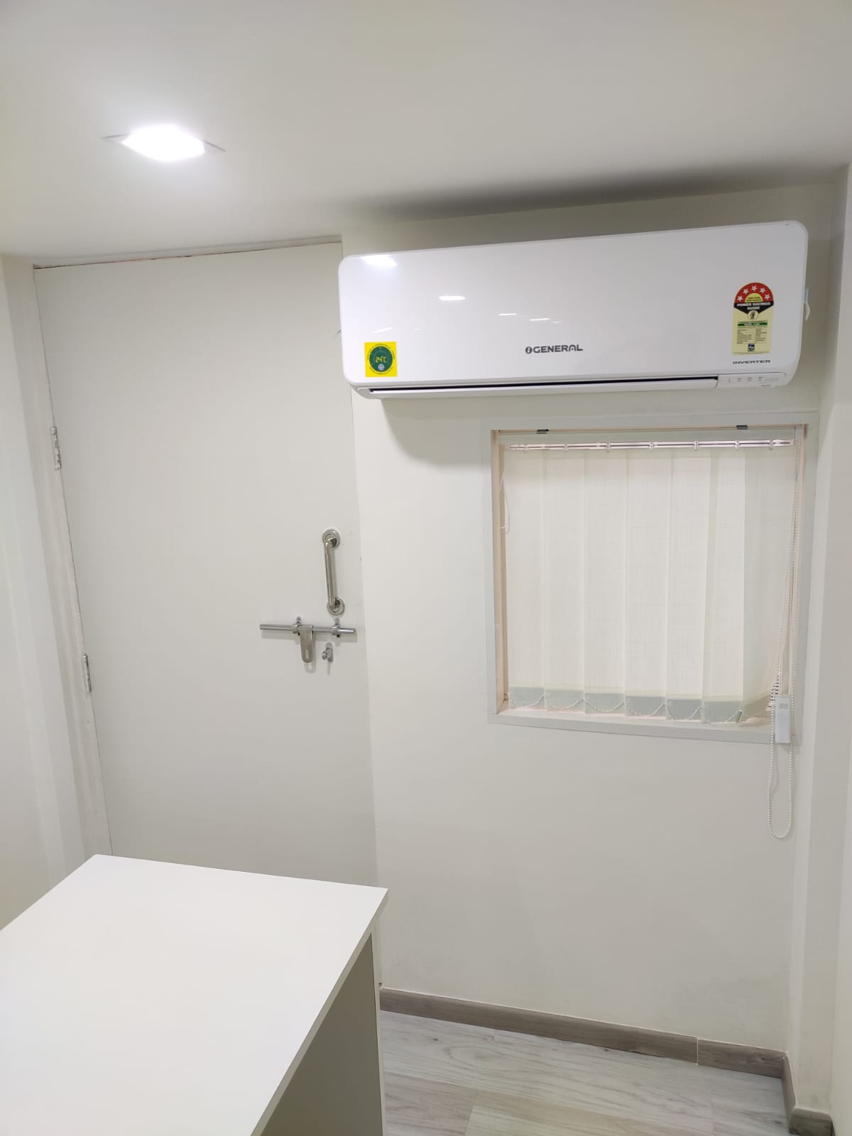 Crystal Plaza office interior 21